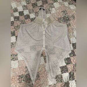 Abercrombie & Fitch A&F White Lace Racerback Tie Front Spaghetti Strap Tank Top